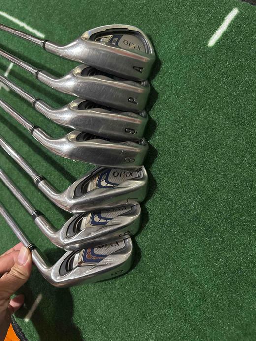 8成新高尔夫球杆正品Xxio+Mp900铁杆组，共7支（56789PA），原装NS+Pro890GH+DST+R硬度钢杆身，原装xxio握把。 商品图3