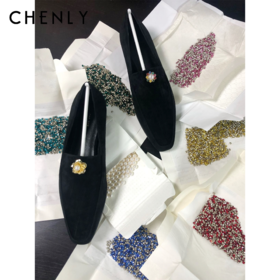 尘衣｜25春夏羊反绒钻花乐福鞋