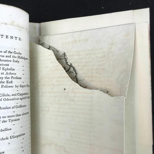 1802年 吉本《罗马帝国衰亡史》 1幅肖像插图与多幅展开地图页 全真皮精装18开 商品图2