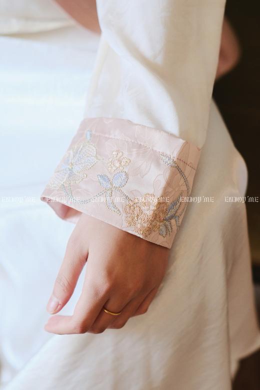 【门店同款】ENJOY春季云敛-春光推盏挽金枝马夹 161893313 商品图14