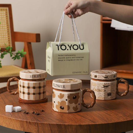 【让喝水变得更有趣】创意复古陶瓷马克杯高颜值网红喝水杯轻奢伴手礼带盖咖啡杯个性杯。ry 商品图1