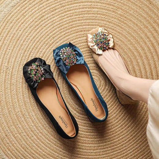 【预售5天】春夏韩版水钻蝴蝶结淑女单鞋浅口粗跟优雅玛丽珍鞋LD&7297 商品图0