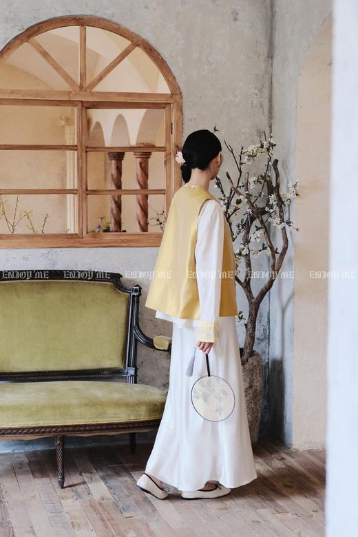 【门店同款】ENJOY春季云敛-春光推盏挽金枝马夹 161893313 商品图6