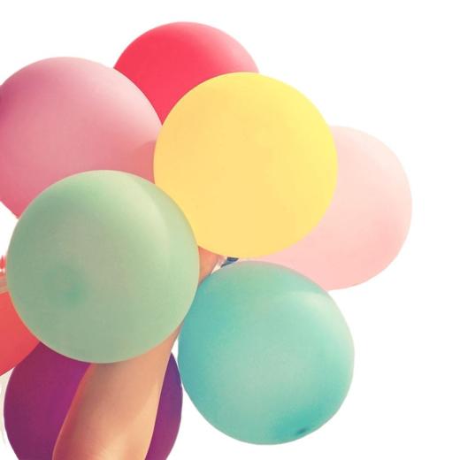 💰周末遛娃神器 |‌ 5个才17.9💰【正圆36寸加厚大气球】认准一个重35g！所见之处，⁩都是大气球🎈吹满能有将近1米大~⁧🎈红气球➕天空➕草地拍照真的太绝了 商品图4