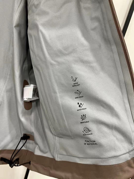 正品KOLON SPORT 可隆户外休闲 运动  徒步冲锋衣连帽款式  有效防风防雨
男款  M～XXL 现货即发 商品图6