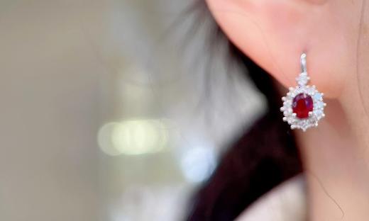 0.85ct刻面红宝石耳坠 商品图3