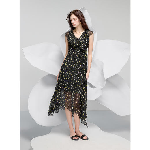 三彩2025春季新款真丝连衣裙桑蚕丝荷叶边V领长裙不规则S 商品图1