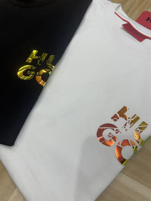 原单正品BOSS纯色Logo印花圆25新款男士印花时尚休闲圆领短袖T恤 S-XXL
黑色白色 商品图3