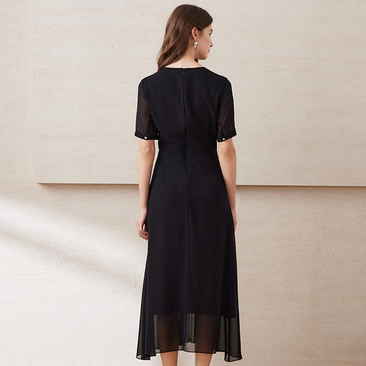 EITIE爱特爱飘逸长裙高腰显瘦气质优雅连衣裙2025夏季新款B2507648 商品图4