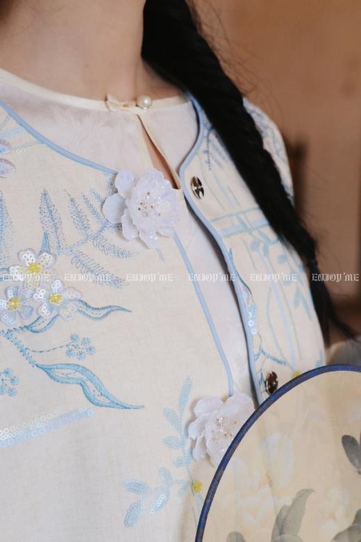 【门店同款】ENJOY春季云敛-春光推盏花集中式外套 161848070 商品图4