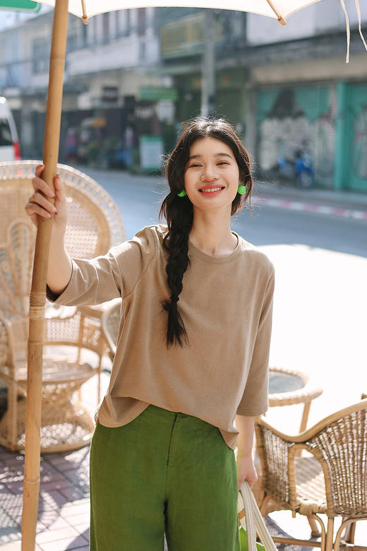 * 绽放104朵/2025春夏纯棉炒盐洗褪工艺圆领下摆拼布绣花长袖T恤 商品图5