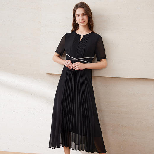 EITIE爱特爱飘逸长裙高腰显瘦气质优雅连衣裙2025夏季新款B2507648 商品图3