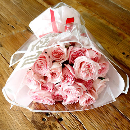 怦然心动丨19枝粉玫瑰花束 商品图1