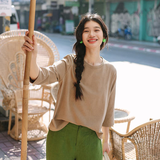 * 绽放104朵/2025春夏纯棉炒盐洗褪工艺圆领下摆拼布绣花长袖T恤 商品图0