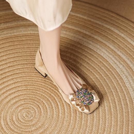 【预售5天】春夏韩版水钻蝴蝶结淑女单鞋浅口粗跟优雅玛丽珍鞋LD&7297 商品图3