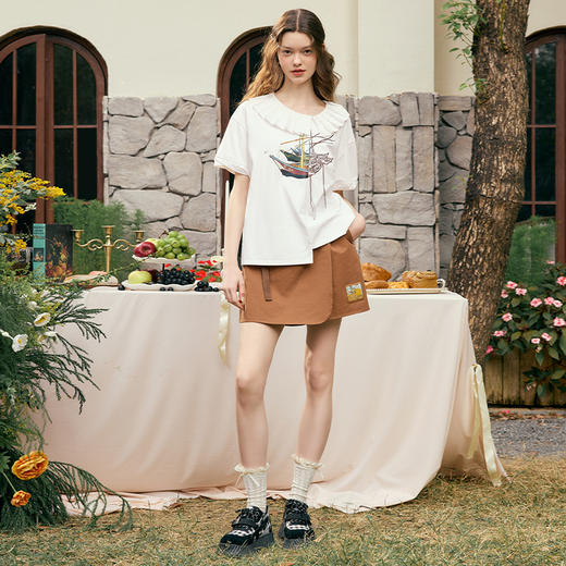 两三事梵高文艺 左岸琥珀 2025春季新款贴布绣系带裙裤高腰短裤女S25CKZ476 商品图1