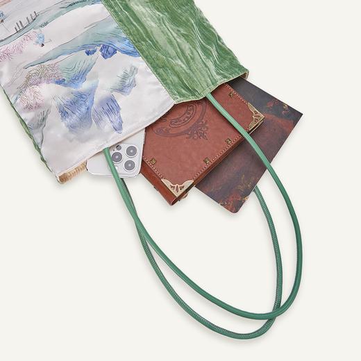 大英博物馆 桃花源记系列 丝绒拼接轻便 单肩包 商品图3