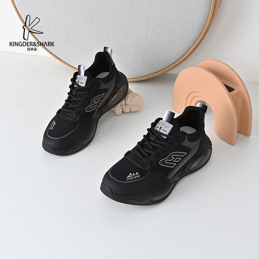 经典鲨2025年春季新款男士黑色百搭系带休闲跑步鞋KW222-513031 商品图3