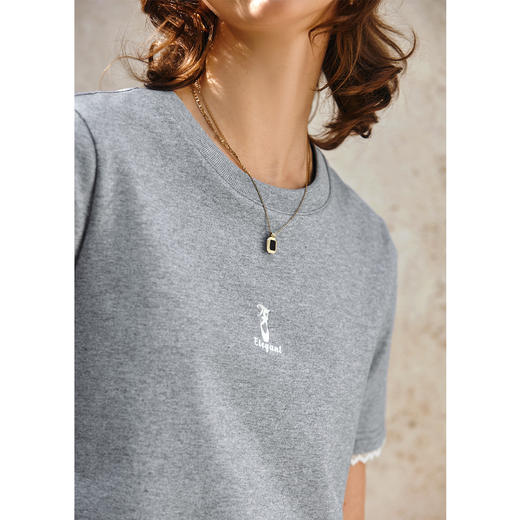 OLrain欧芮儿法式灰色T恤女春季2025年新款拼接蕾丝印花短袖上衣 商品图4