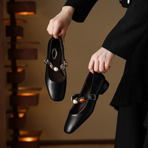 【预售5天】复古一字带玛丽珍鞋女小香风平底方头浅口单鞋小皮鞋HYT&7405 商品图1