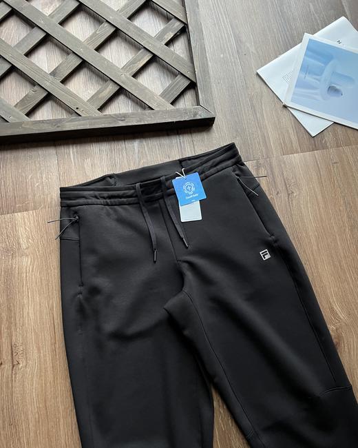 点此购买 斐乐春季男士健身跑步运动裤抗菌直筒裤子 xj 310505 商品图5