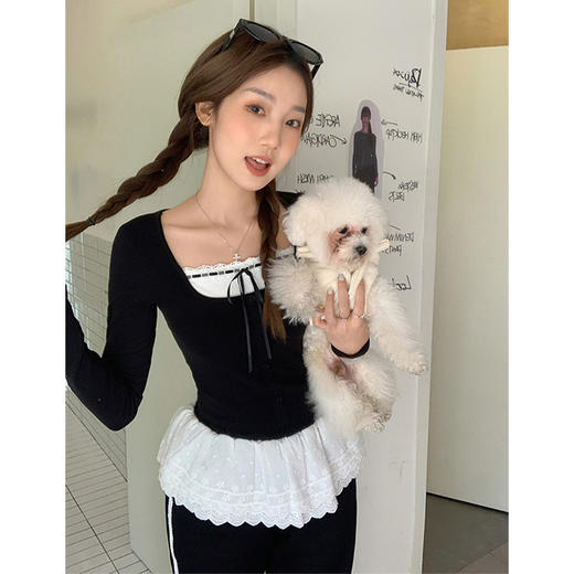 西遇假两件长袖T恤女2025年新款内搭设计感蕾丝拼接修身上衣SS150192 商品图4