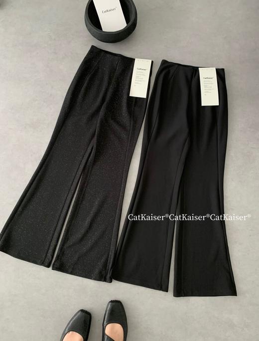 【春日鞋服 | 提臀微喇小黑裤】高弹塑形不紧绷，从膝盖以下开始往外逐渐展开微喇设计，上身显瘦显腿直，优化身材比例，肤感柔软细腻舒适透气，款式简约不简单，百搭好驾驭。 商品图2