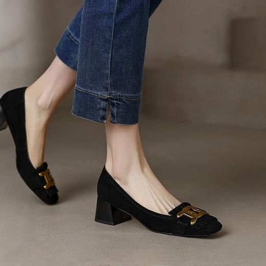 【预售5天】气质绿~法式复古粗跟单鞋女赫本流苏金属扣饰高跟鞋YS&9075 商品图2