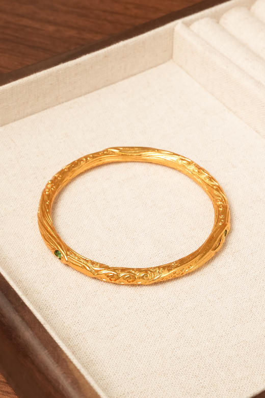 【哪吒同款乾坤圈手镯】古法沙金工艺 纹理细腻精致么完美复刻哪吒的乾坤圈~华而不炫的中式美学，只显贵气不显俗气ソ沙金工艺更耐磨，更显高级!独属于你的专属品味 商品图5