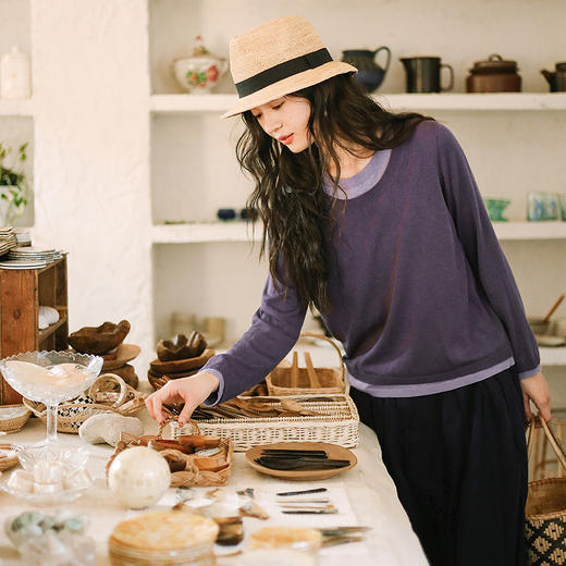 绽放旅行女装095朵/绢丝羊毛混纺拼色文艺精纺长袖套头毛织T恤 商品图0