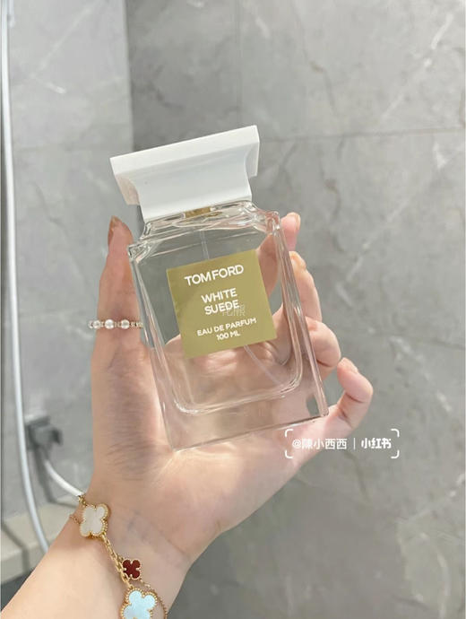 【TF白香正装】越南原单 已经跪倒在颜值和香味上了 前调:百里香、茶叶;中调:铃兰、藏红花、玫瑰;尾调:绒面革、香、琥珀麝香乳香交织，模拟出贴肤的洁净温暖，我的命中情香图干净不扰人的清纯小白花 商品图3