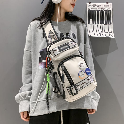 学生背包情侣款潮牌胸包男大容量防水斜挎包个性休闲多功能小背包户外运动包包 商品图2