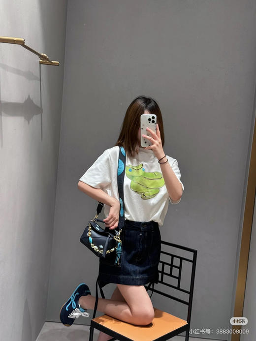 LOWE果冻绿蛇圆领短袖 商品图8