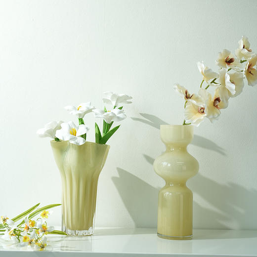 瑞彩盈芳水晶花瓶 商品图3