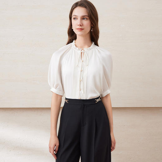 EITIE爱特爱复古连肩泡泡袖显瘦珠光缎面白色上衣夏新款B2509602 商品图2