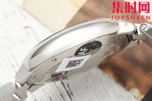 CR卡地亚蓝气球系列 中号33mm 咖啡盘 女士腕表 商品图7