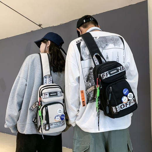 学生背包情侣款潮牌胸包男大容量防水斜挎包个性休闲多功能小背包户外运动包包 商品图0