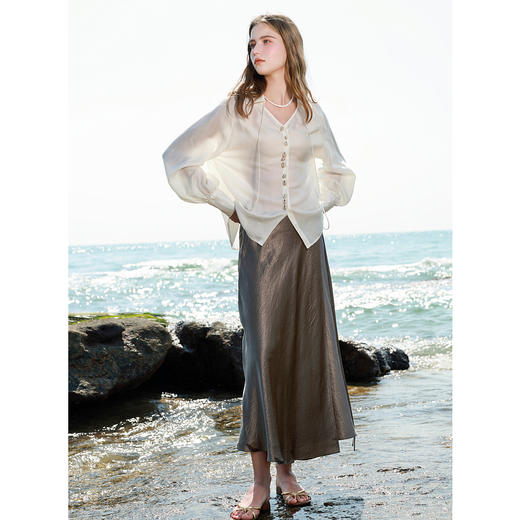 三彩2025春季新款莱赛尔衬衫贝壳扣轻薄衬衣宽松上衣飘带M 商品图2