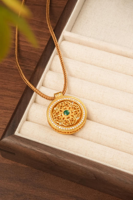 【哪吒同款乾坤圈手镯】古法沙金工艺 纹理细腻精致么完美复刻哪吒的乾坤圈~华而不炫的中式美学，只显贵气不显俗气ソ沙金工艺更耐磨，更显高级!独属于你的专属品味 商品图3