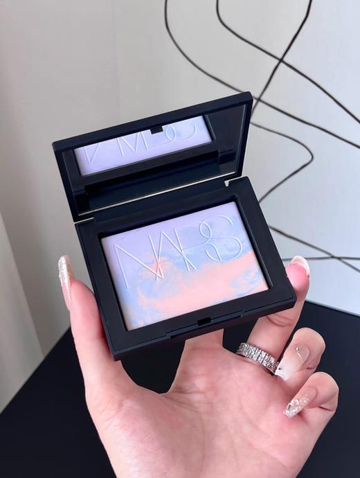 38女神节专场【NARS大白饼】黄皮专属 防蹭成膜剂!持妆无敌√定妆修黄提亮一步到位▽低饱和紫搭配肉粉橘 商品图6