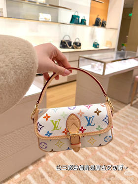 村上隆白三彩𝐧𝐚𝐧𝐨法棍