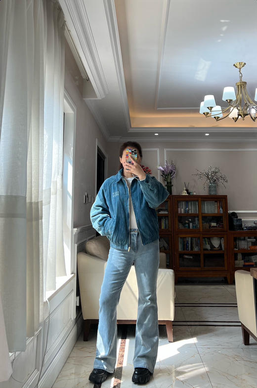 228-6 圆正夯货 tf水洗蓝 精工细作 炒鸡显腿长 微喇牛仔裤 商品图5