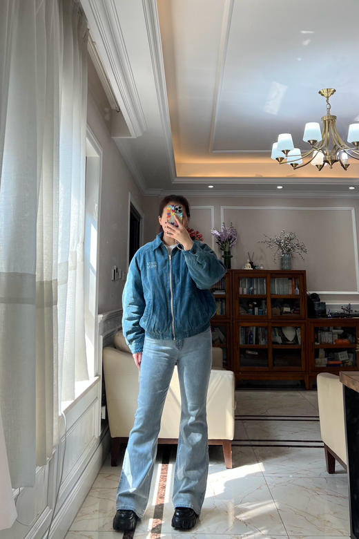 228-6 圆正夯货 tf水洗蓝 精工细作 炒鸡显腿长 微喇牛仔裤 商品图7