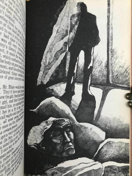 阿加莎·克里斯蒂《魔手/藏书室女尸之谜》 约6幅插图 复古仿皮精装32开 商品图5