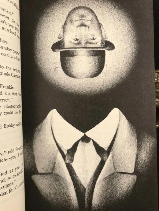 阿加莎·克里斯蒂《悬崖上的谋杀/ABC谋杀案》 约7幅插图 复古仿皮精装32开 商品图10