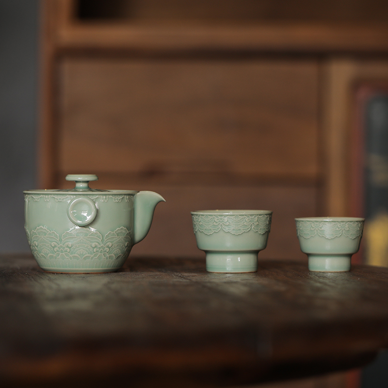 龙泉青瓷敦煌宝相纹与百财吉祥纹饰茶具