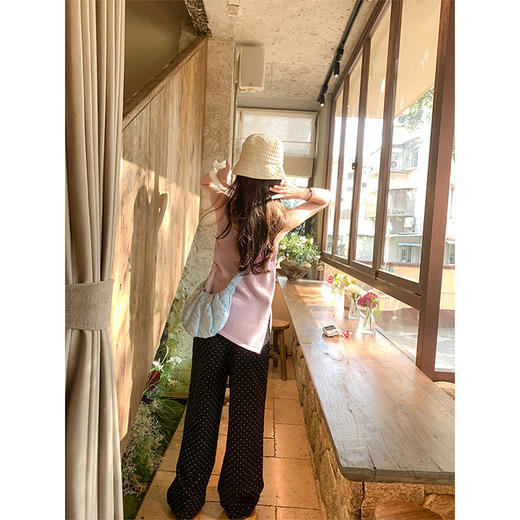 <曾小咸推荐>慵懒风无袖外穿紫色针织吊带背心上衣 商品图4