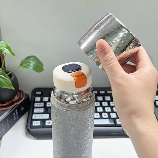 热卖！能装“万物”，保温保鲜！英国摩飞旗下品牌morphycoltd 钛合金保温杯 茶水分离 450ml 高颜值礼盒装！ 商品图12