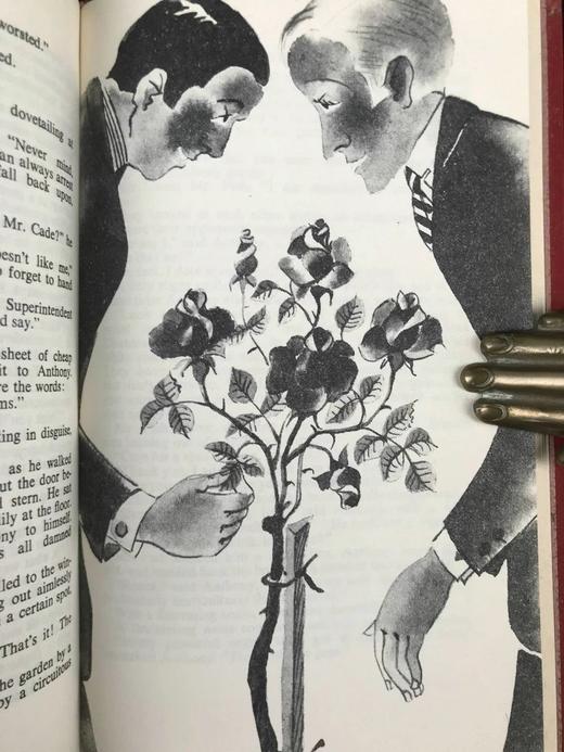 阿加莎·克里斯蒂《褐衣男子/名苑猎凶》 约6幅插图 复古仿皮精装32开 商品图5