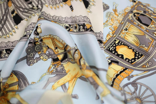 丝巾 欧式古典风格 时尚百搭方巾 色泽艳丽 纹样精美 商品图3